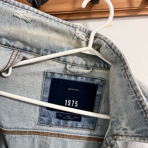 Zara Denim Jacket - Picture 3 of 4